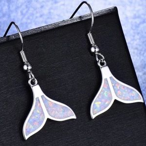 🆕 | White Simulated Opal | Silver Fish Tail Charm Earrings